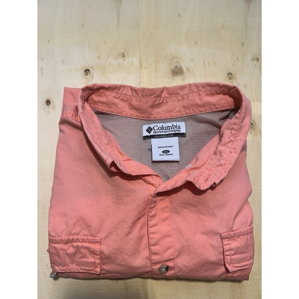 Columbia XXL Pink Short Sleeve Button-Up Fishing Shirt with Pockets